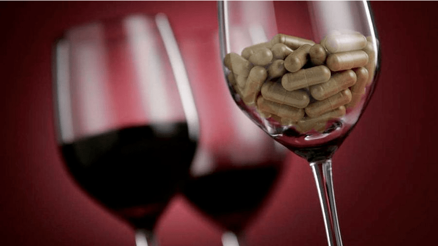 O alcol está permitido 3-4 días despois do final do curso dos antibióticos