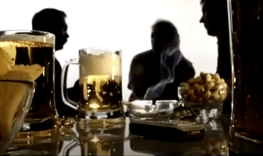 consumo de alcol nunha empresa masculina